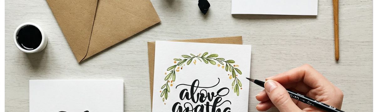 ¿Cómo hacer tarjetas de felicitaciones con lettering?