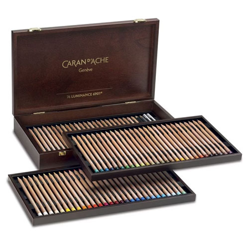 Foto de Estuche Lapices de color Caran D´Ache Luminace Caja de Madera con 76 colores 