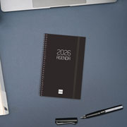 Foto de Agenda Ejecutiva Finocam Opaque Negro 12X18Cm Semana A La Vista Horizontal 26 