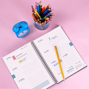Foto de Agenda Escolar Mqr Plus Teen Margaritas 15.4X21.5 Semana A La Vista 24/25 