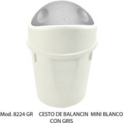 Foto de CESTO CON CAPACIDAD DE 3 LITROS/ / 0.79 GL, CON BALANCÍN 