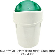 Foto de CESTO CON CAPACIDAD DE 3 LITROS/ / 0.79 GL, CON BALANCÍN 