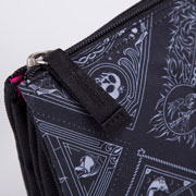 Foto de Estuche escolar triple Chenson VI65640-3 Villanas negro 