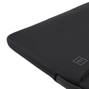 Foto de FUNDA TUCANO TOP MACBOOK PRO 16 PULG NEGRO 