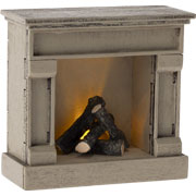 Foto de Juguete Maileg Fireplace Mouse Off White 