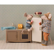 Foto de Juguete Maileg Kitchen Mouse Light Brown 