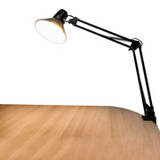 Foto de Lampara Para Restirador Con Brazo Flexible Color Negro 