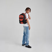 Foto de Mochila Juvenil Deadpool Negro Chenson 1818 Dp71046 