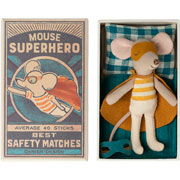 Foto de Muñeco Maileg Super Hero Mouse Little Brother 
