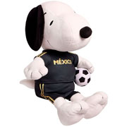 Foto de Peluche Snoopy Color Blanco Uniforme Negro De Seleccion Mexico 