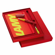 Foto de Pluma fuente Lamy Al-Star Glossy PM Az con libreta 