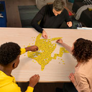 Foto de Rompecabezas Pikachu Ravensburger con 727 piezas 