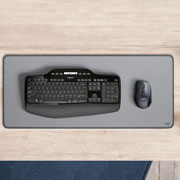 Foto de Tapete para mouse Logitech Desk Mat Studio Pad gris 